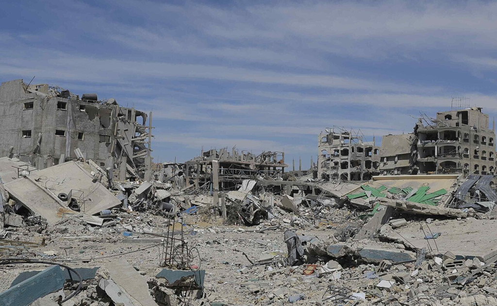 Gaza’s Reconstruction: Who Gets to Decide What Comes Back? 1 Destroyed residential buildings and accumulated rubble in Jabalia, Gaza, photographed in October 2024