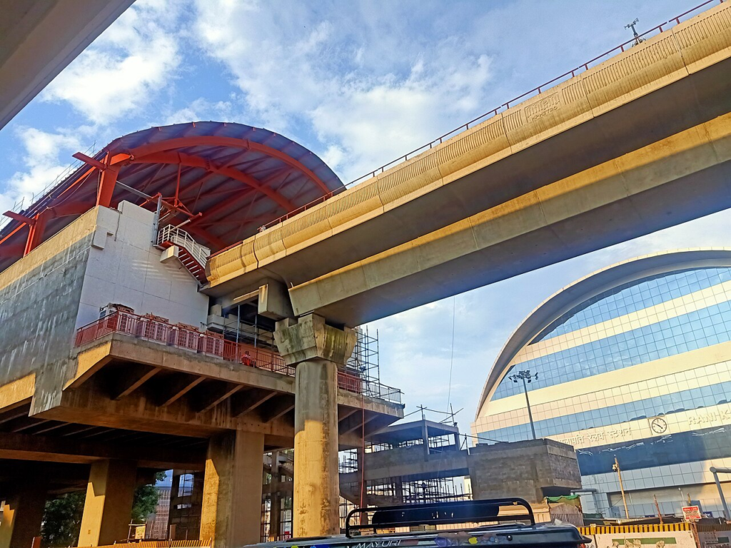 Bhopal Master Plan 2047 Is Rewriting the Future of India’s City of Lakes 3 Rani Kamalapati Metro Station during construction, photographed in 2024
