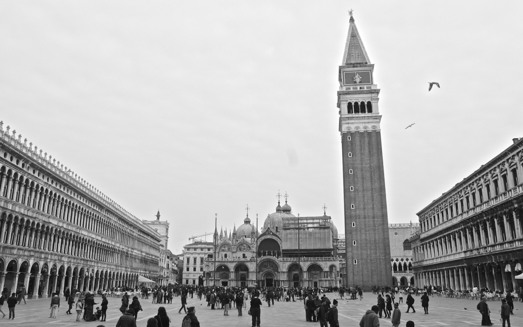 Dense pedestrian movement near Piazza San Marco, showing the difference between visitor volume and route-specific crowding