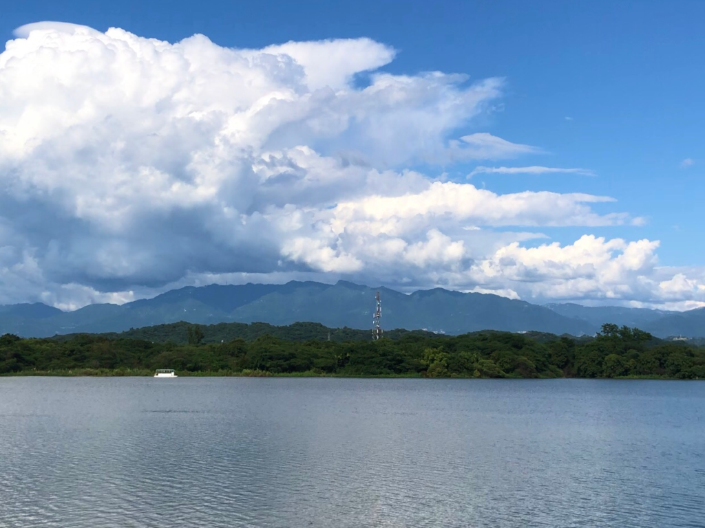 Can Chandigarh Turn 75 Without Losing the Sun, Space and Greenery It Was Built For? 4 Sukhna Lake viewed from its promenade, with the foothills visible beyond the water